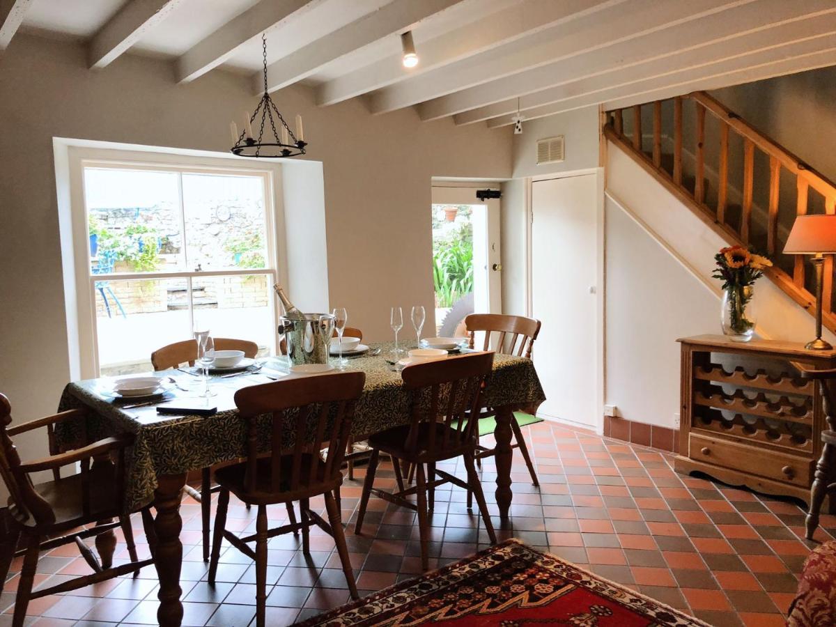 Stunning & Spacious House In Central Tenby Zewnętrze zdjęcie